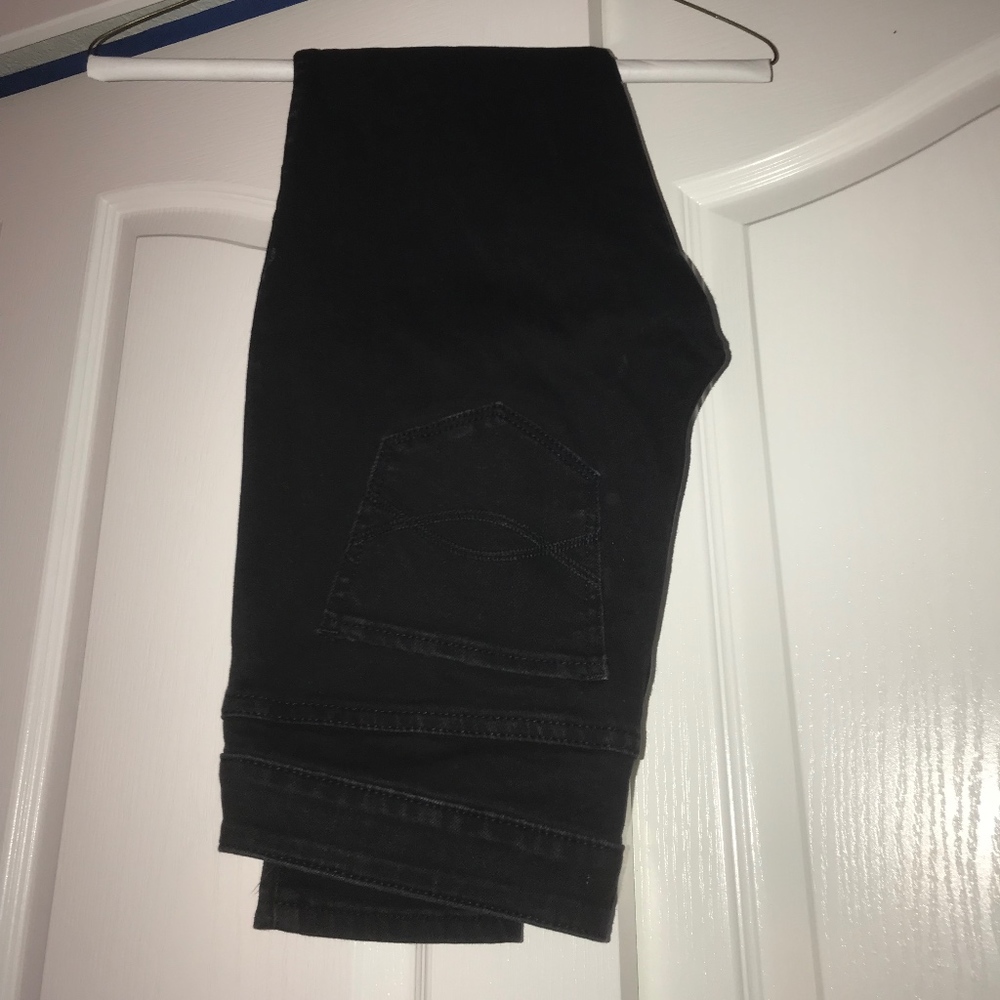 Black Abercrombie & Fitch Super Skinny Jeans